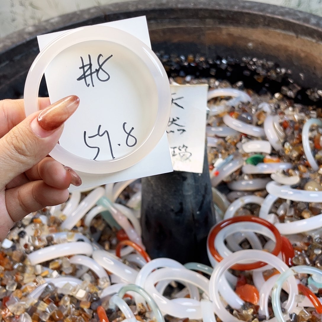 玛瑙/玉髓手镯未镶嵌8