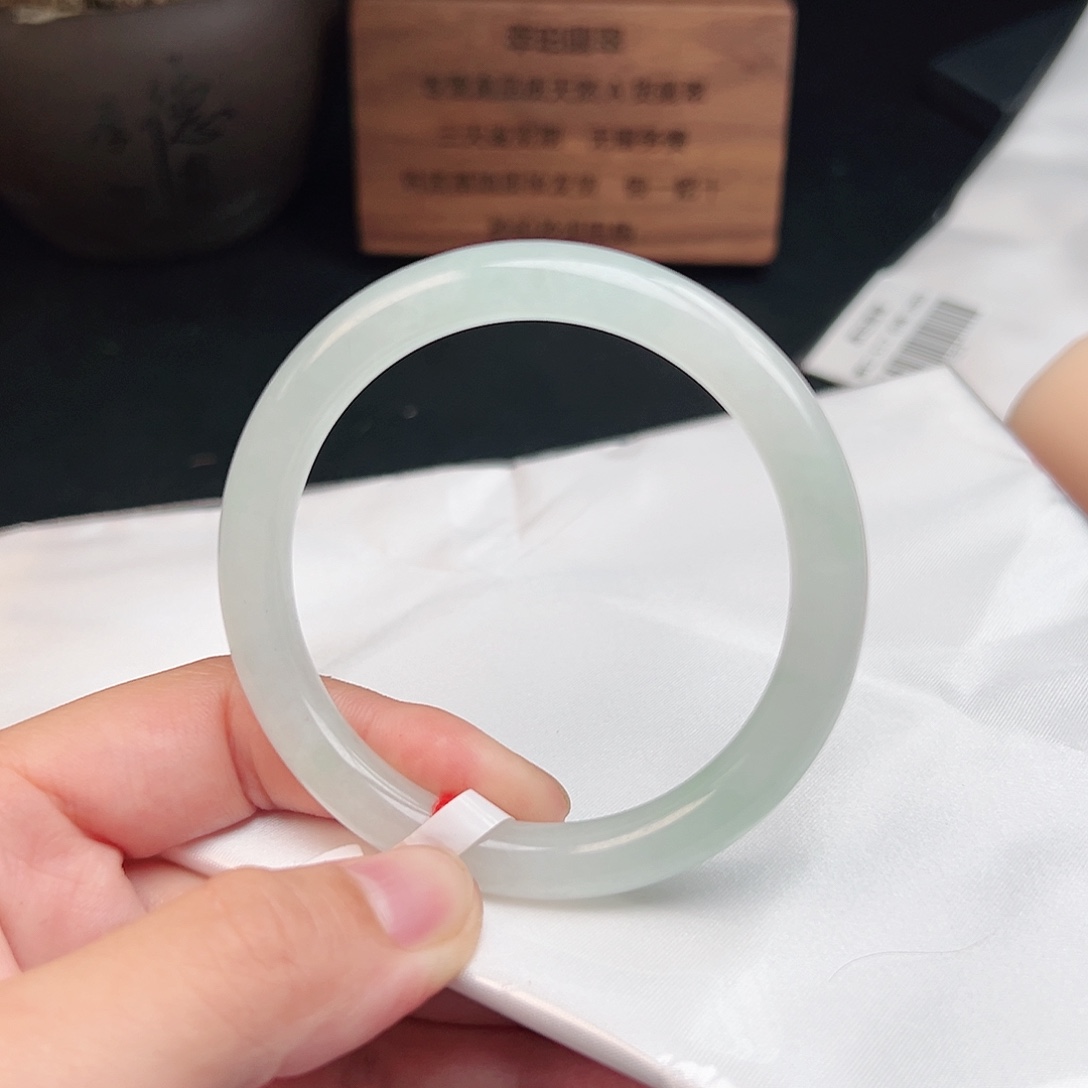 翡翠未镶嵌手镯b0707-1