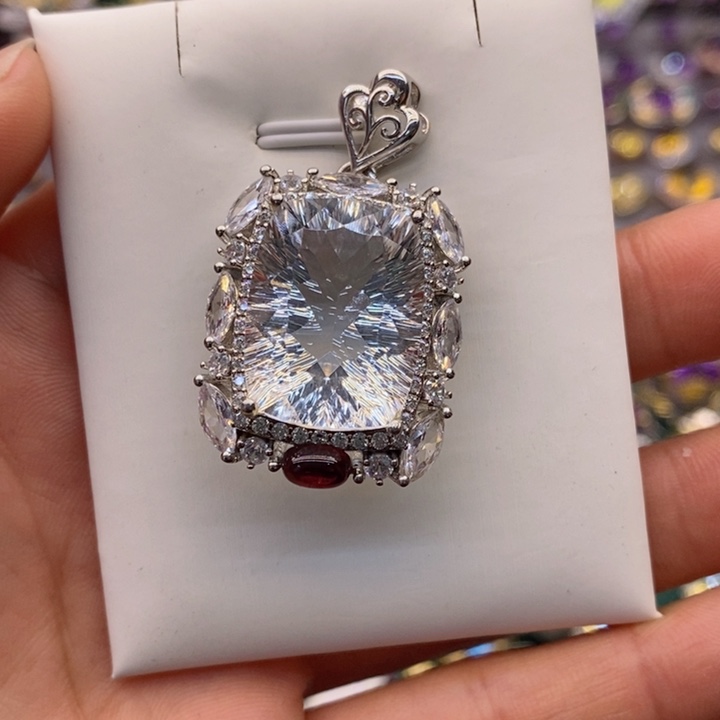 紫晶颈饰银S925镶嵌天然白水晶吊坠