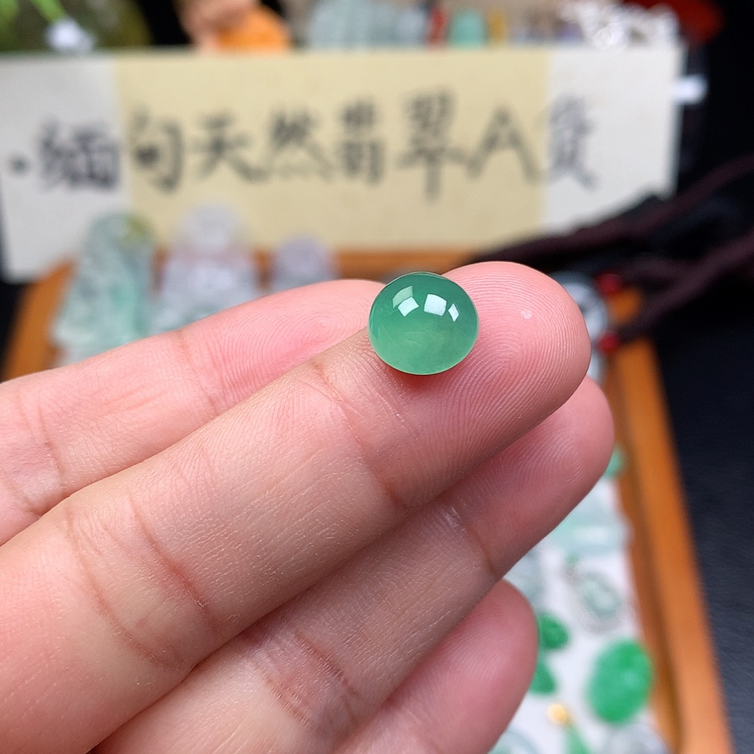 翡翠裸石缅甸天然A货翡翠冰种蛋面