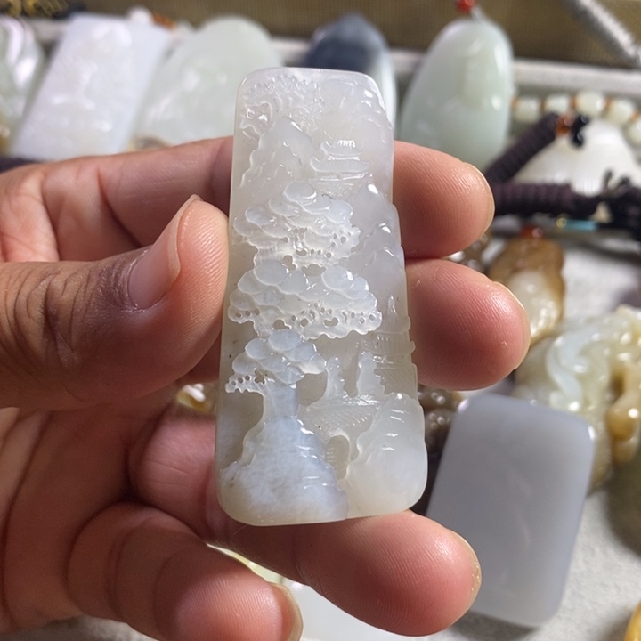 手链未镶嵌和田玉（青白玉）