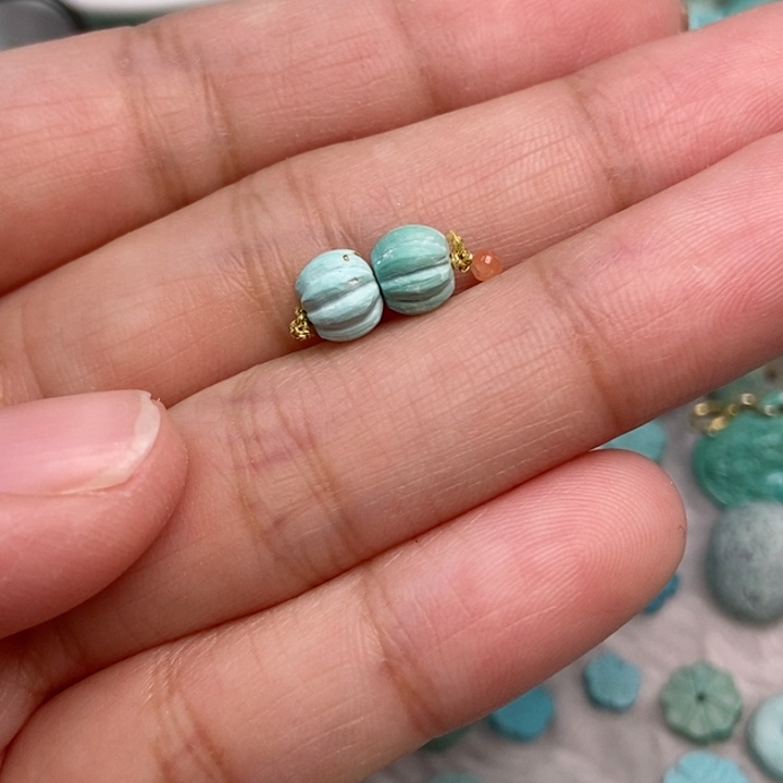 南红玛瑙未镶嵌珠宝奇石