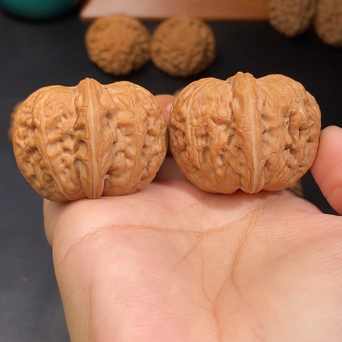 文玩核桃把件元宝全品42