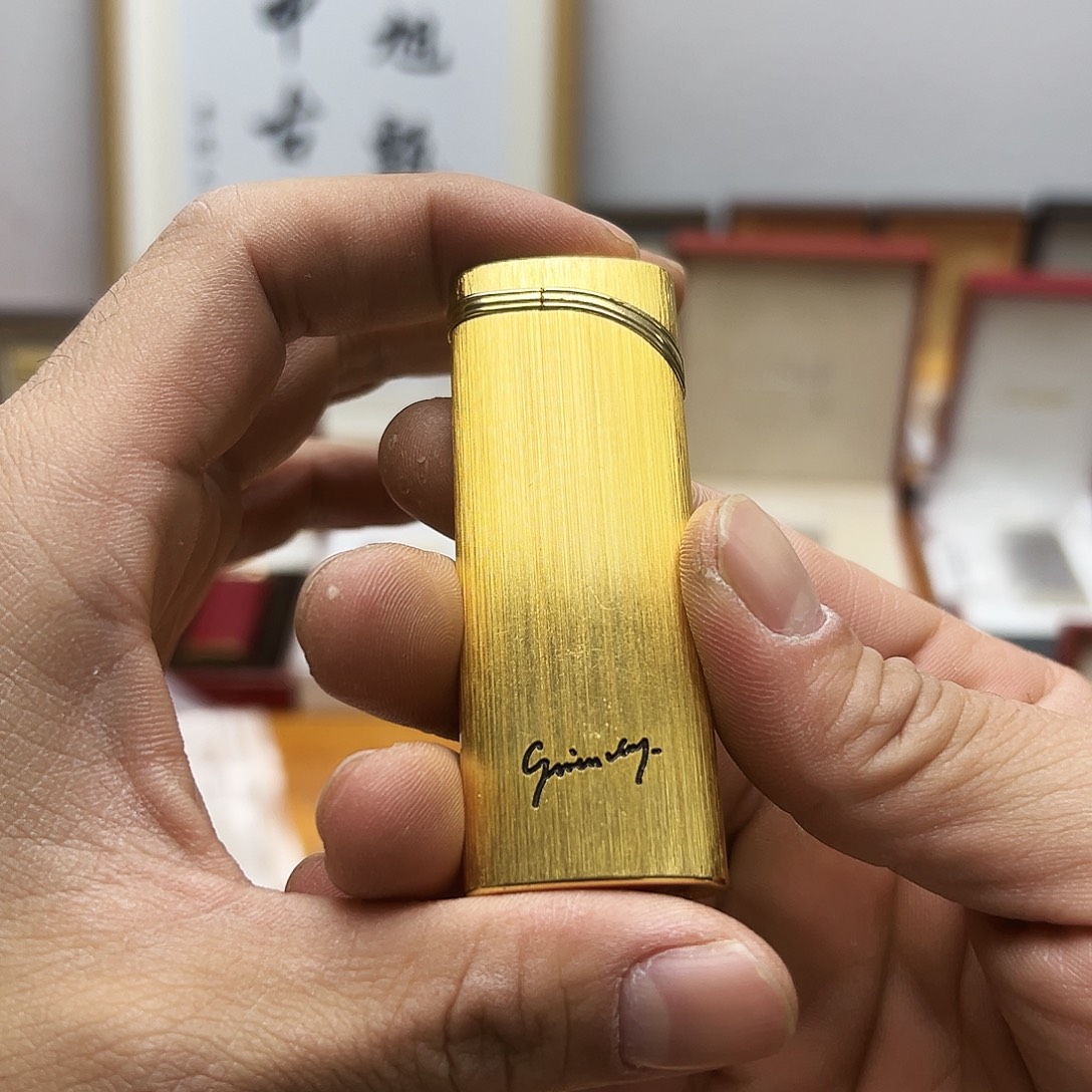 纪家金拉丝防风机