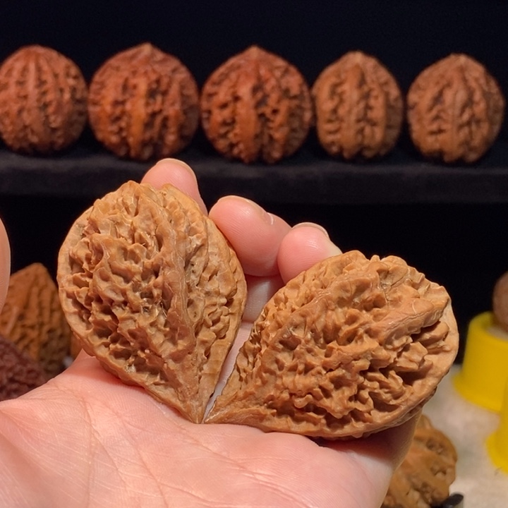 烟****文玩核桃把件降落伞