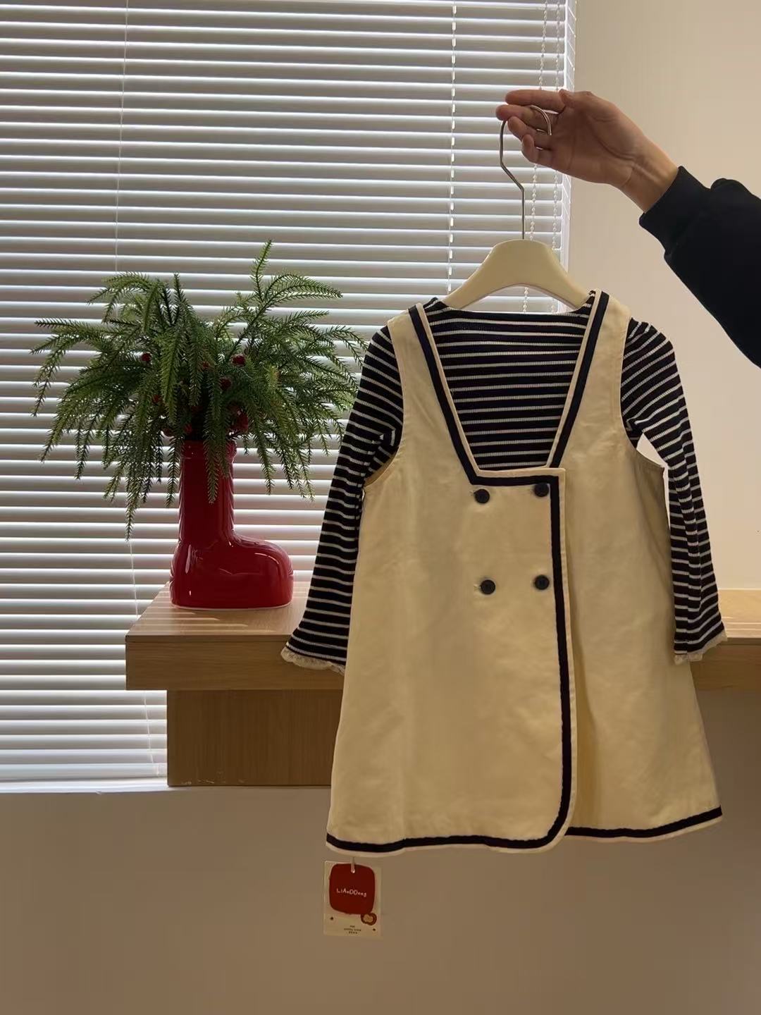 【黎安当当】2025春款休闲条纹内搭纯色裙子套装-66054