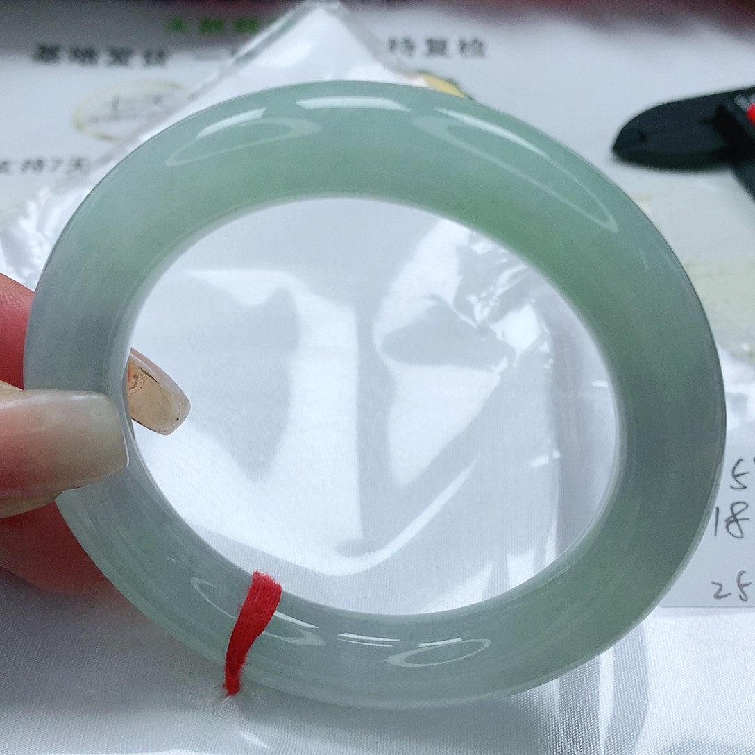 【闪购商品】翡翠手镯未镶嵌❤️***缅甸天然A货翡翠