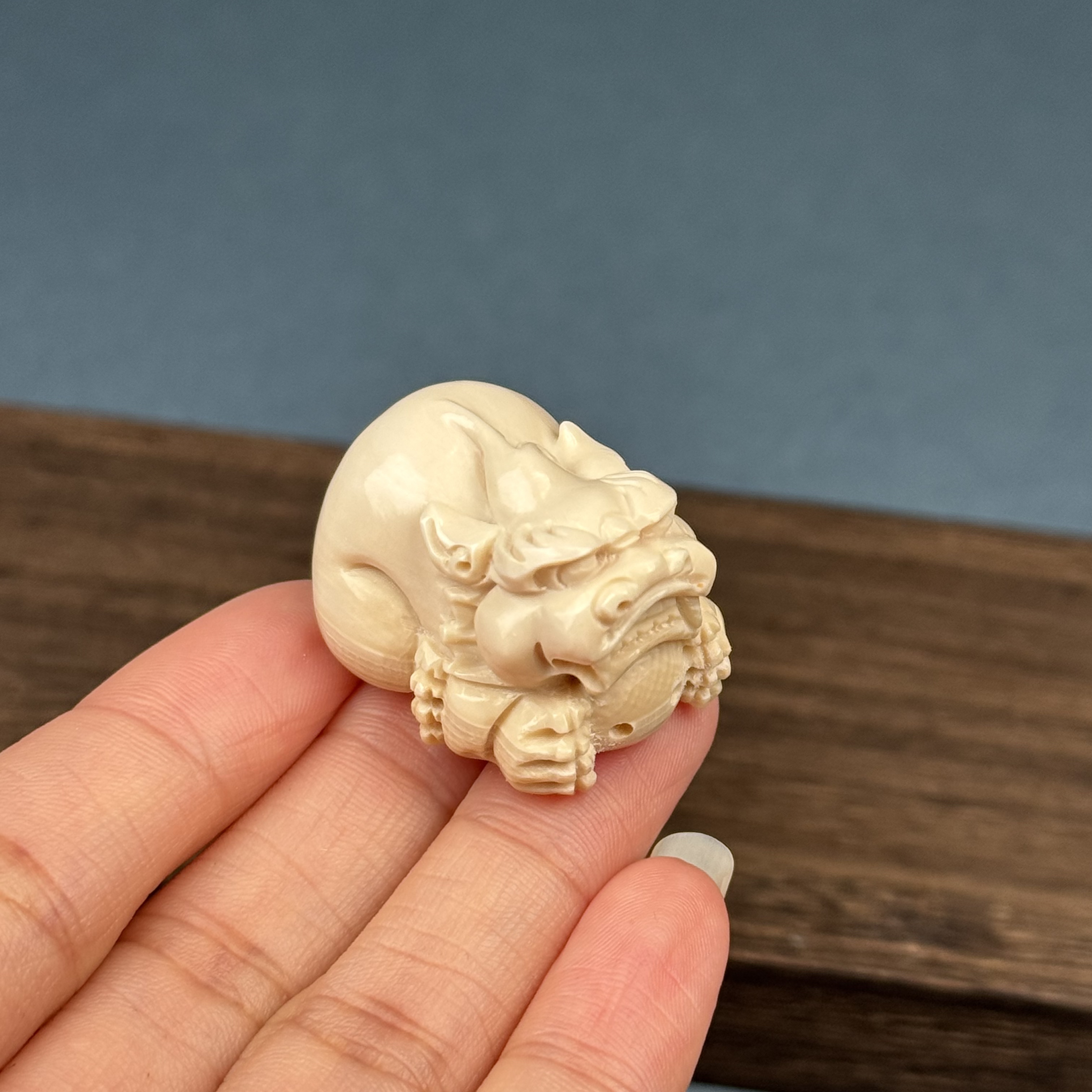 H28-45天然猛犸牙 雕刻貔貅25*30*20mm支持复检假一罚十