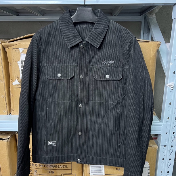 8900撤柜H剪标黑色翻领拉链免洗面料羽绒服冬季男士外套短款轻薄