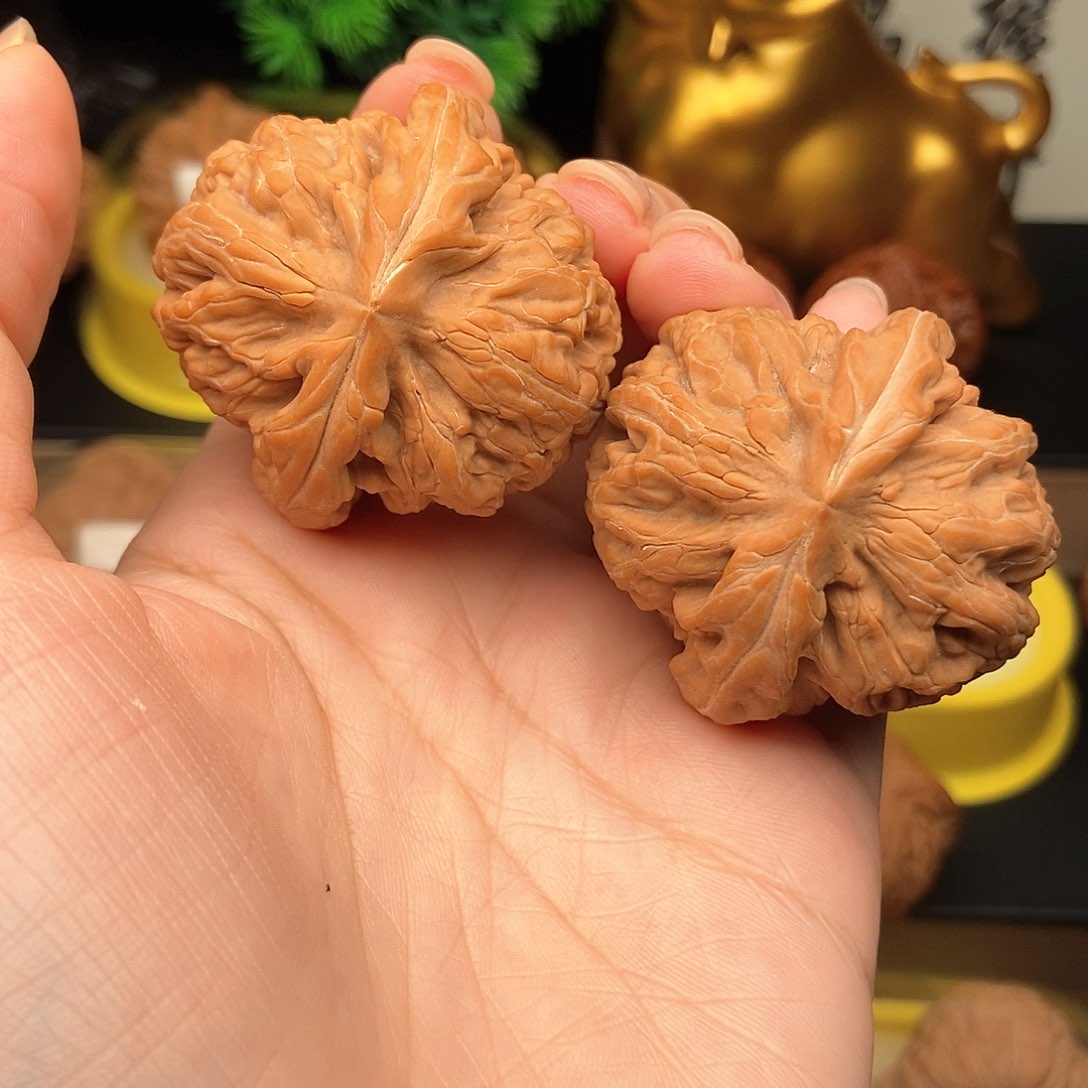 吊坠文玩核桃42红锦鲤