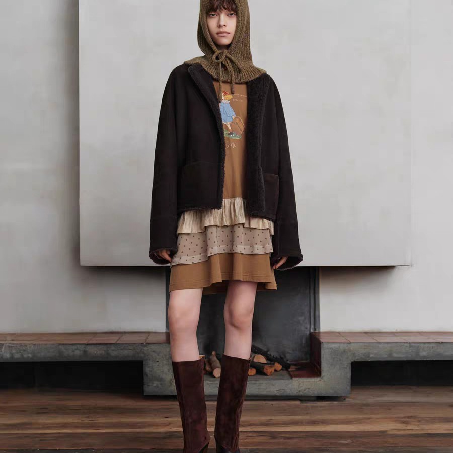 ASYUS设计师品牌2025FW秋冬新款人物印花波点拼接长袖T恤连衣裙女