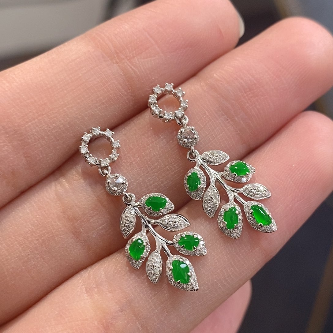 翡翠耳饰18K金镶嵌天然缅甸A货翡翠