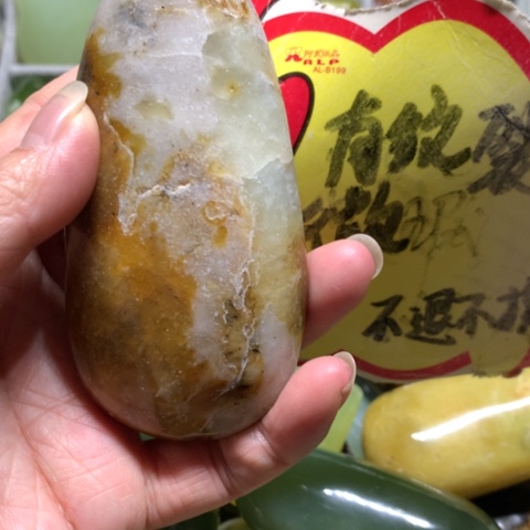 蛇纹石玉未镶嵌手把件