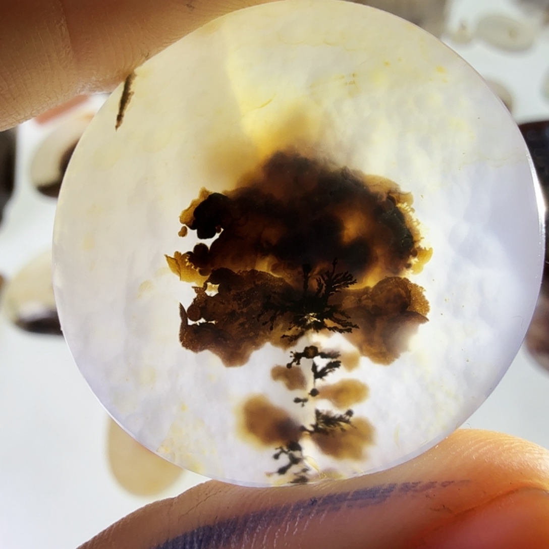 玛瑙/玉髓未镶嵌珠宝半成品