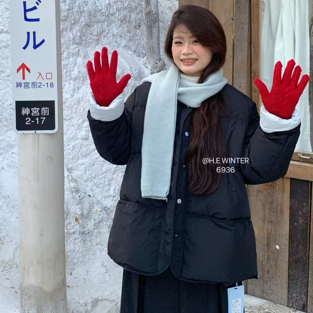 HE日系甜美风短款秋冬女单排扣圆领