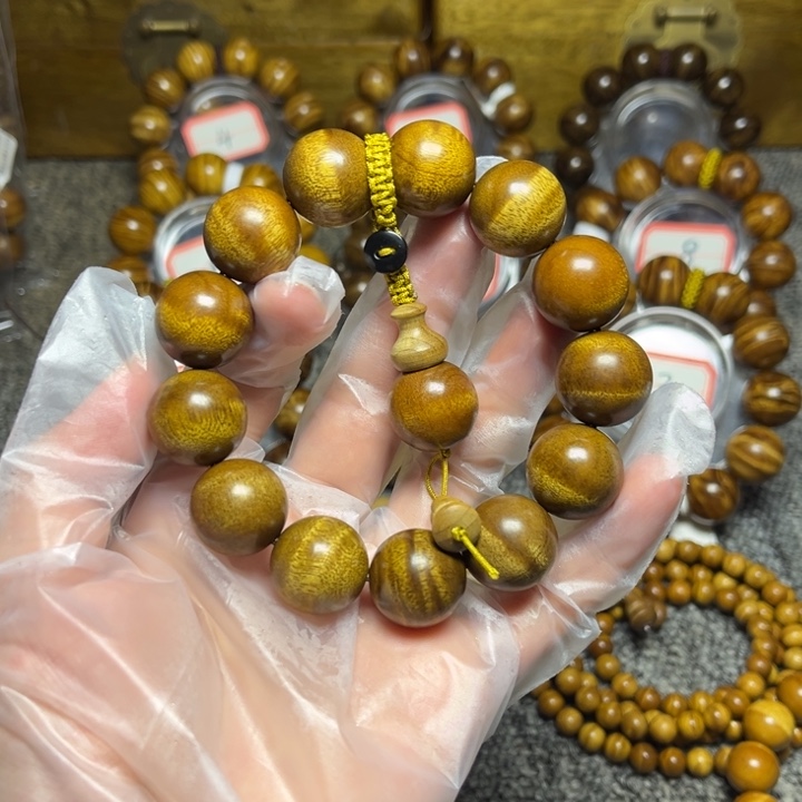 楠木（金丝楠）手串/手链枯木红油水波1.8