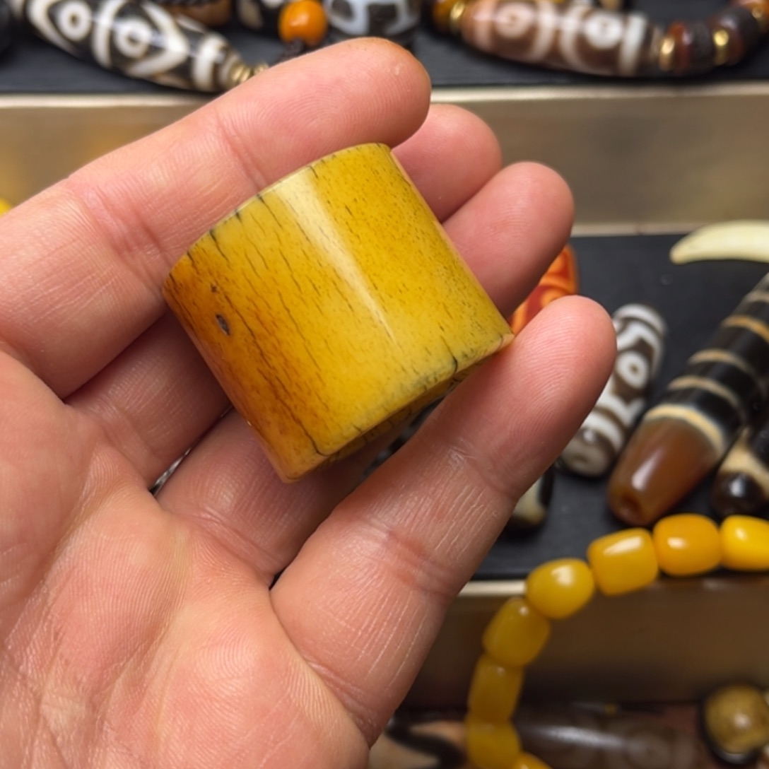 W***O手串搭配哈哈哈哈哈