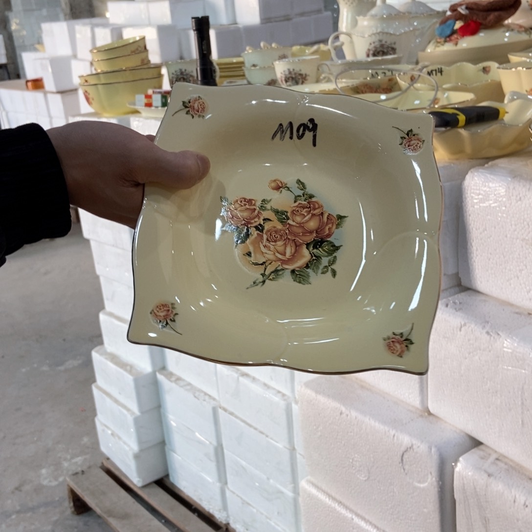 星博陶瓷………………。09