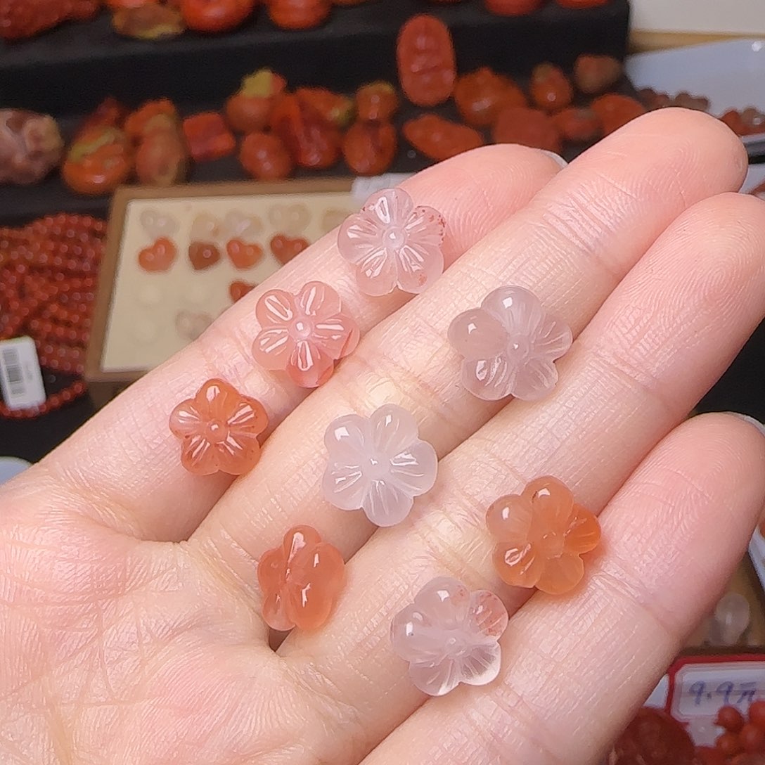 南红玛瑙未镶嵌颈饰