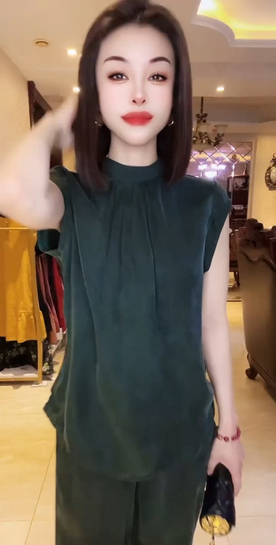 时尚套装2025夏季新款轻奢气质百搭立领无袖上衣+纯色裤子两件套