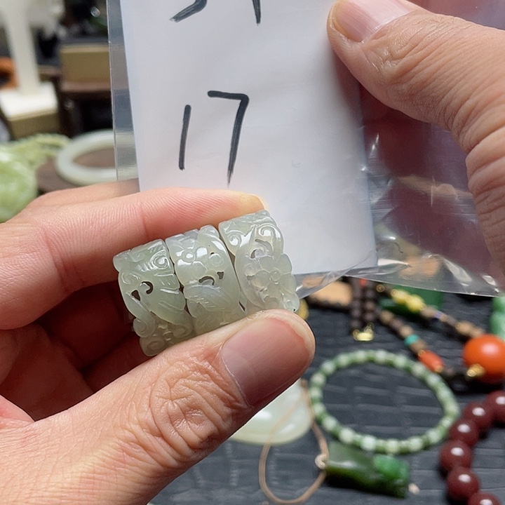 和田玉戒指未镶嵌