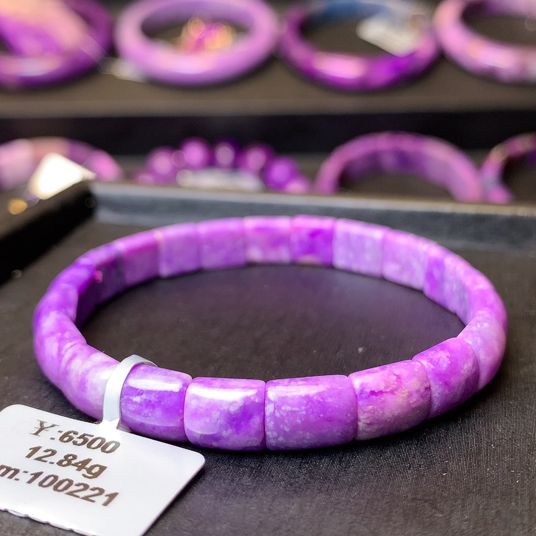 未镶嵌苏纪石（舒俱来）手排