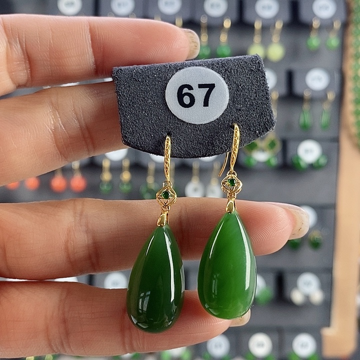 和田玉耳饰18K金镶嵌