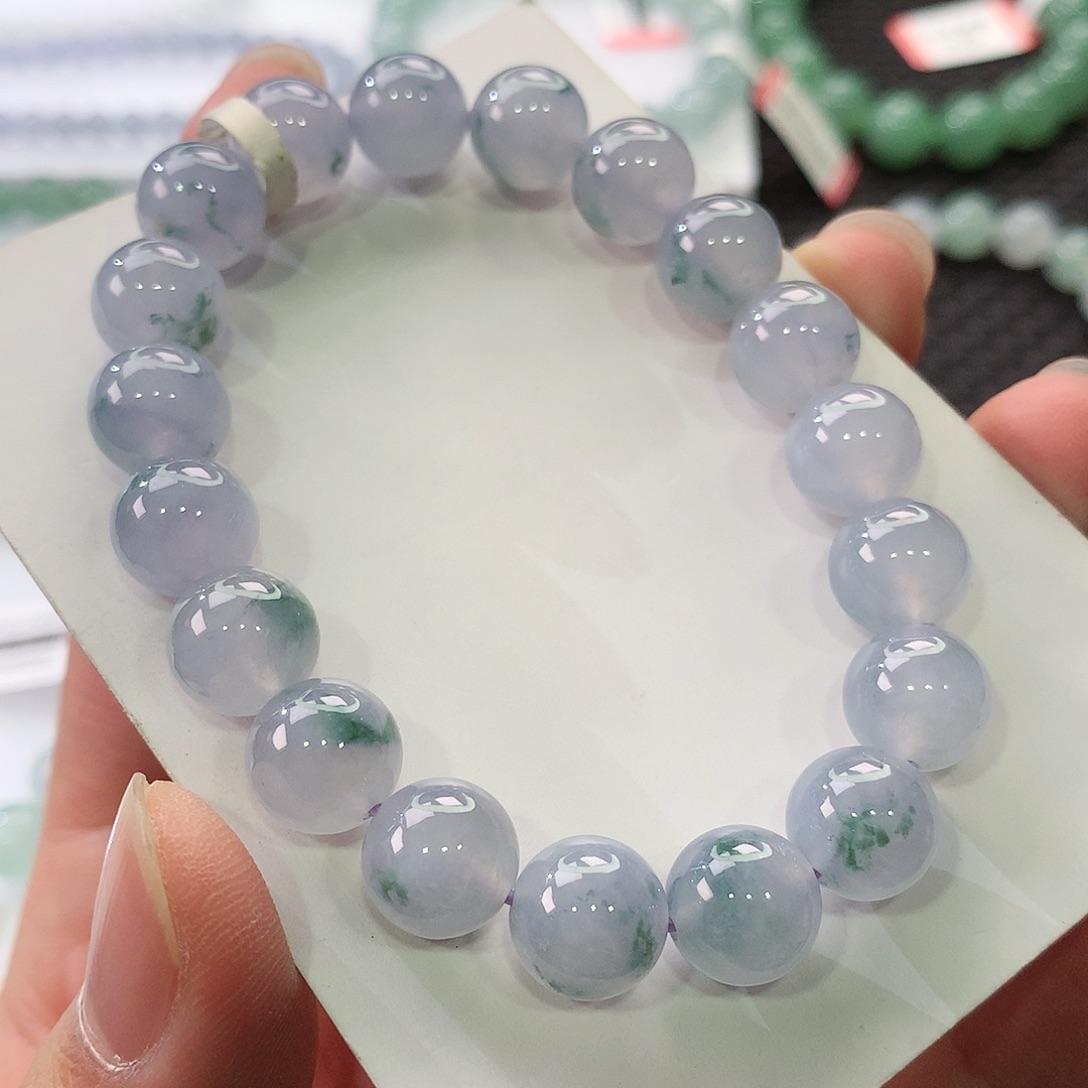 翡翠手链未镶嵌翡翠