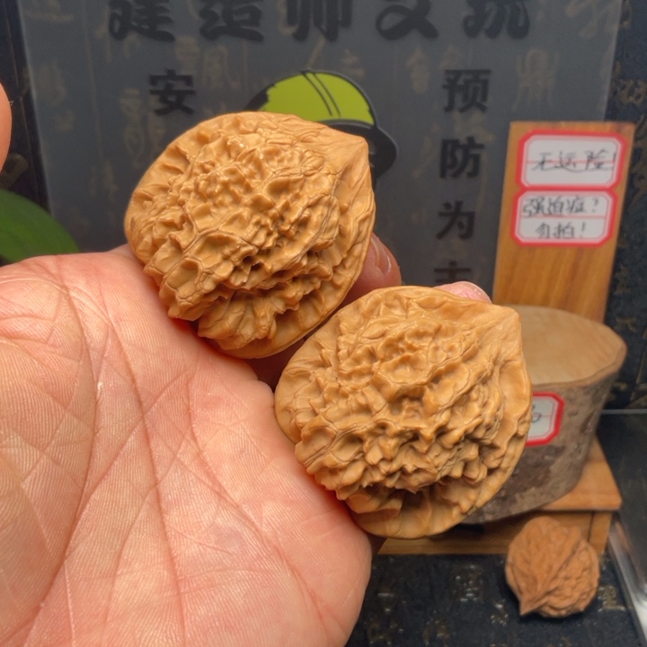 吊坠文玩核桃麒麟纹官帽44全品