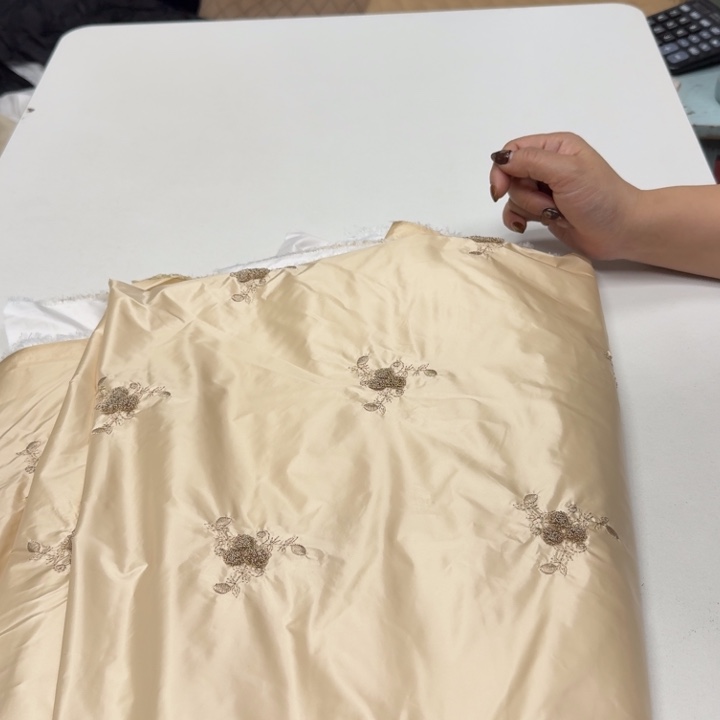 无纺布2米羽绒服面料