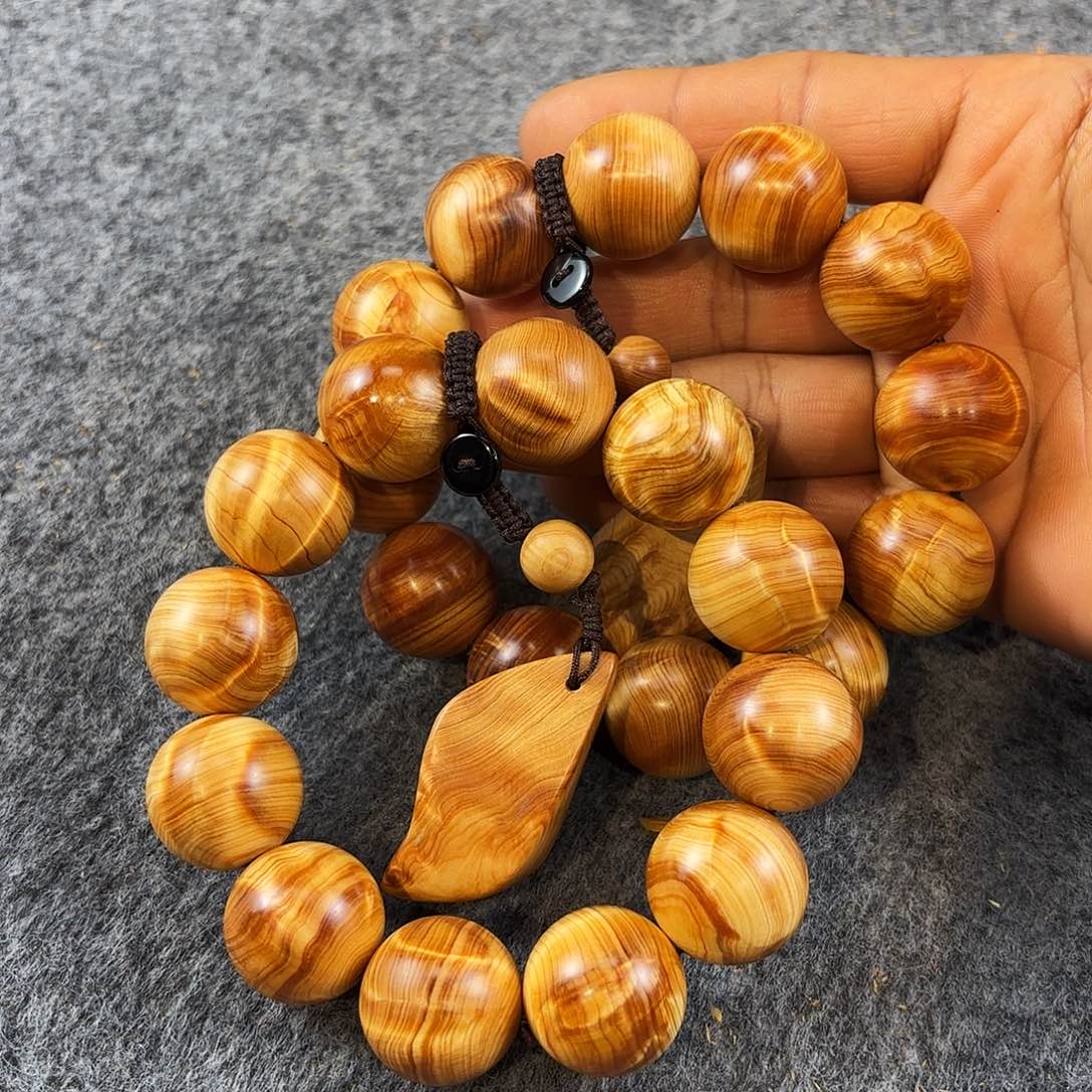 泉***鹅崖柏2.0金底碎花龙胆闪 打包价