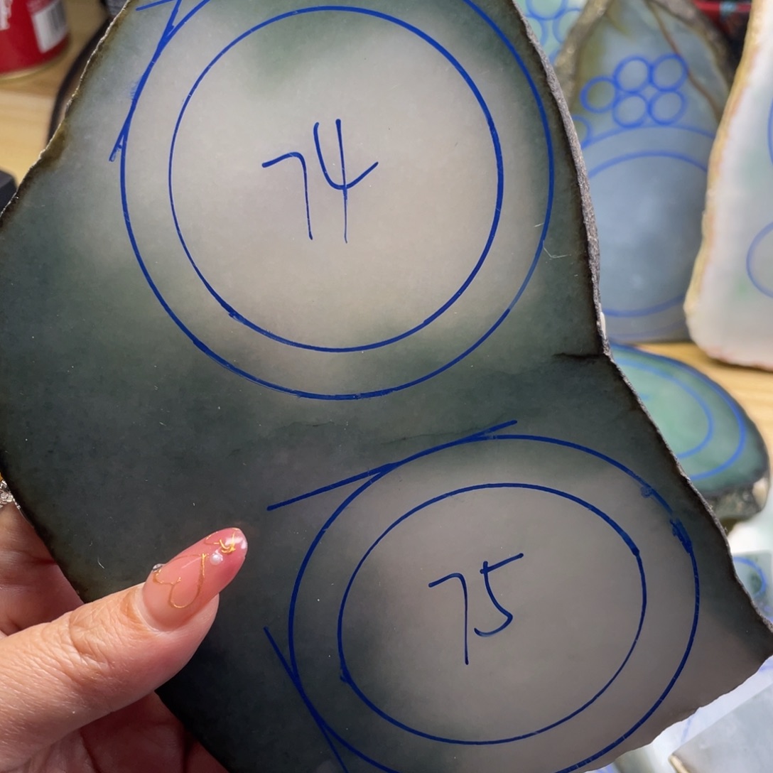 定制翡翠未镶嵌翡翠