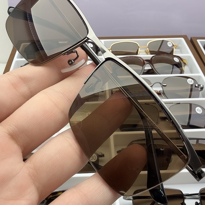 半框款天然水晶石头镜，假一赔十万元