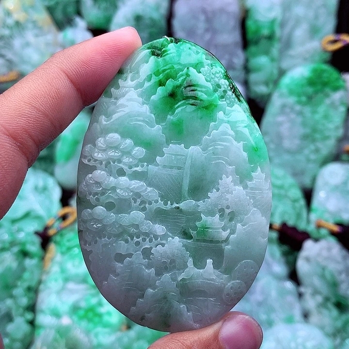 天然翡翠A货山水牌