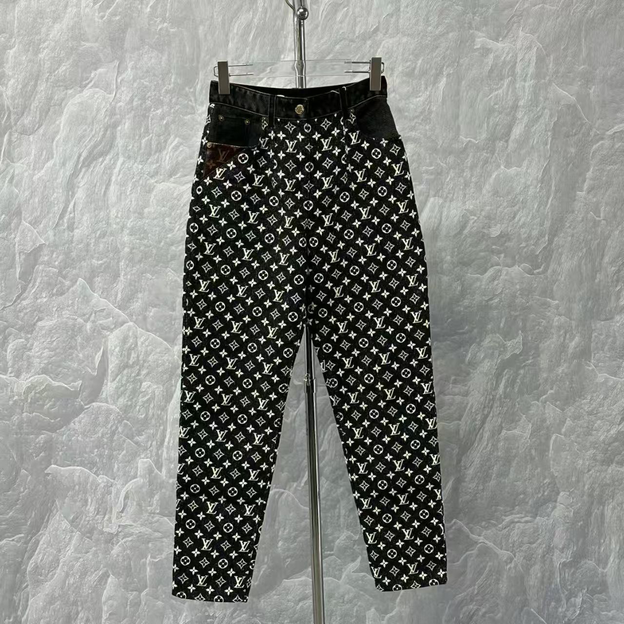 99新 LouisVuitton/路易威登 满印牛仔长裤/36码/csy001