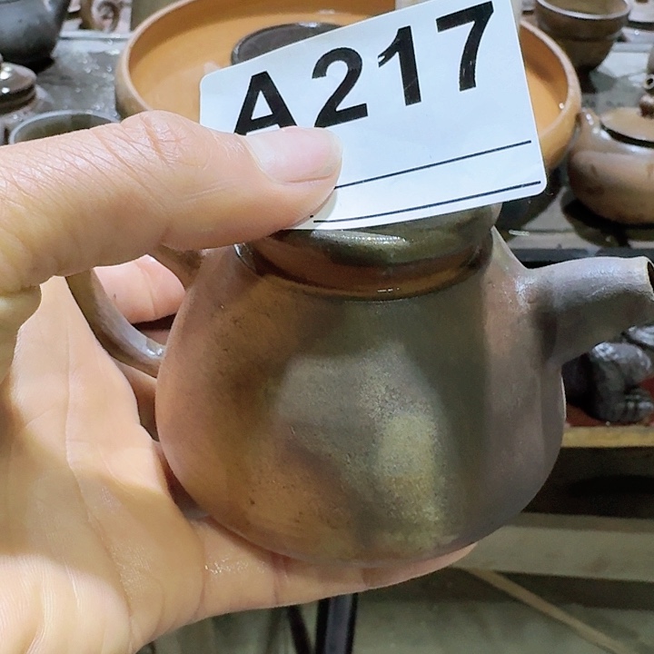 紫砂茶壶吃**睡坭兴陶柴烧