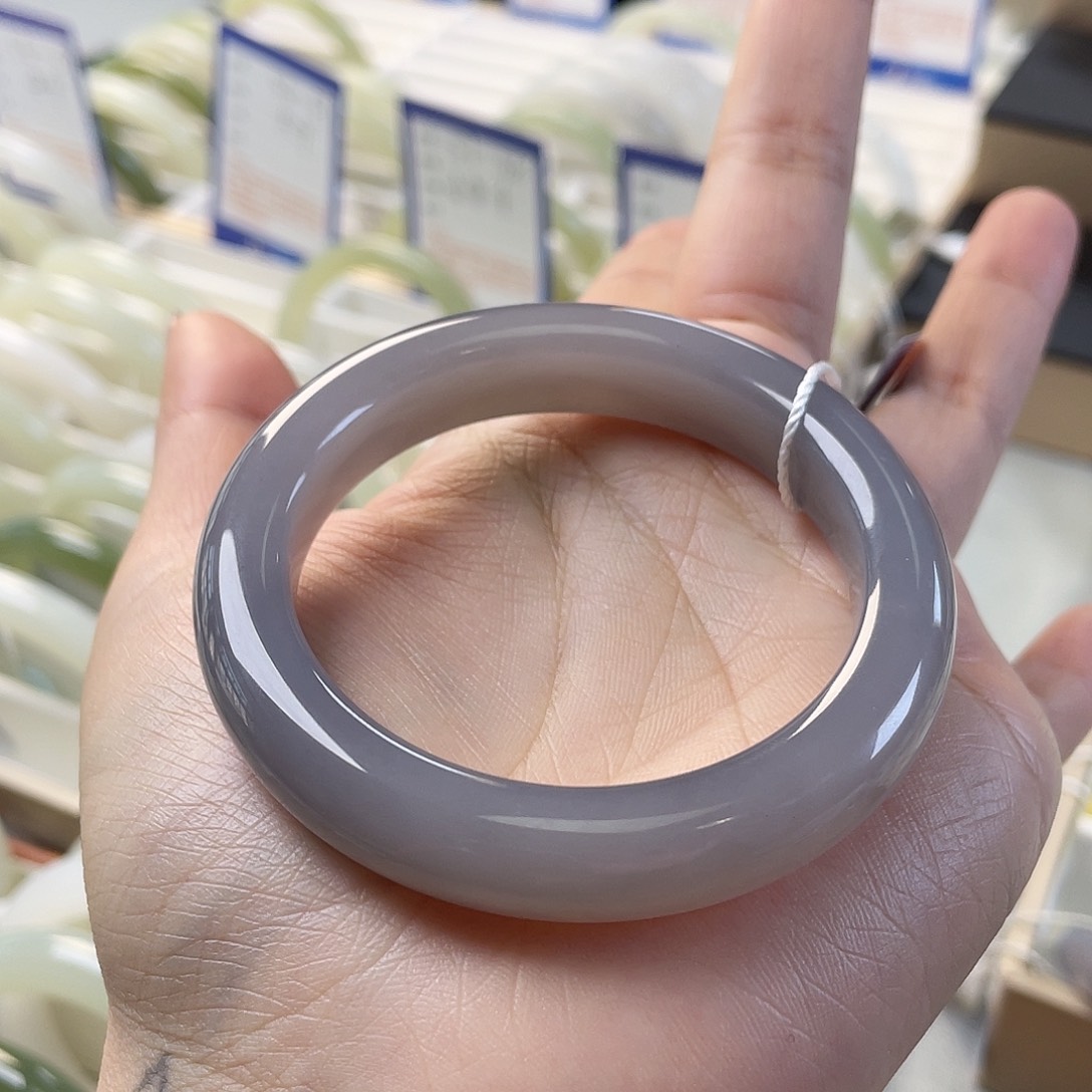 和田玉未镶嵌手镯冰烟紫 捡漏款