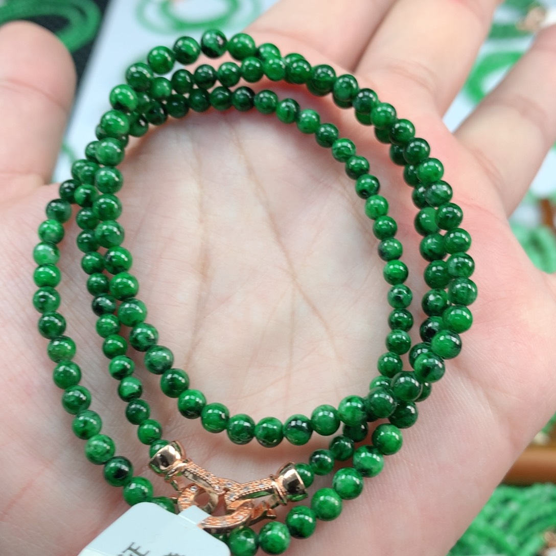 翡翠手链未镶嵌翡翠