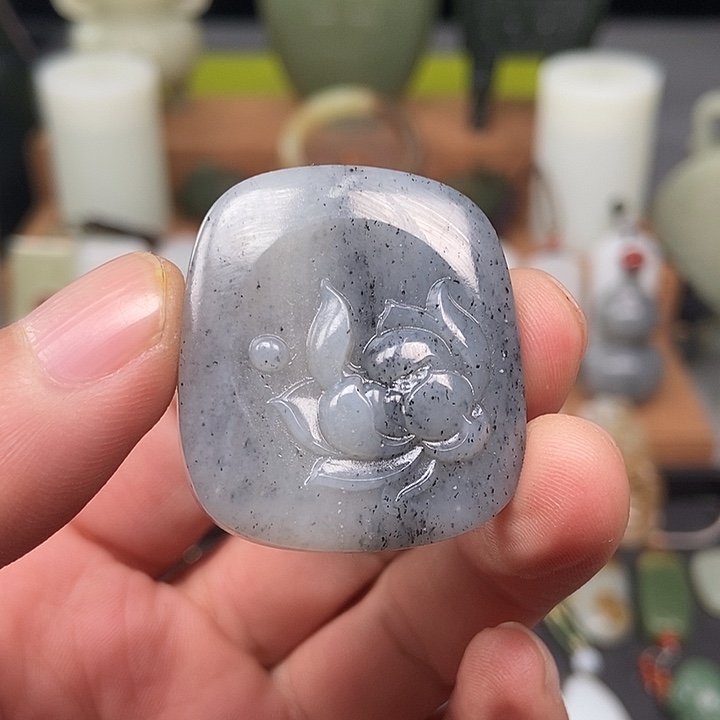 和田玉吊坠(赠链)未镶嵌