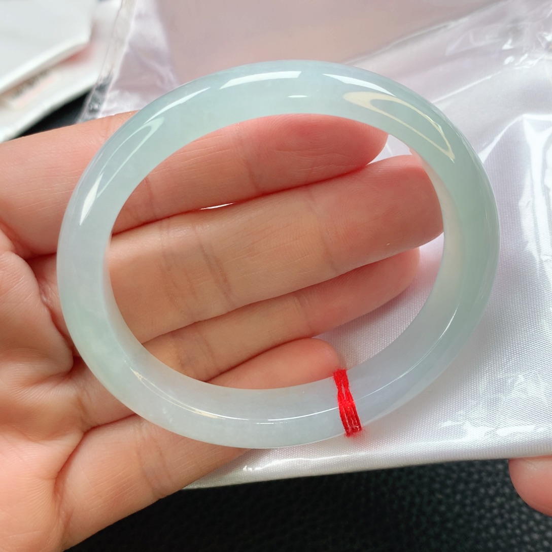 翡翠手镯未镶嵌55贵妃