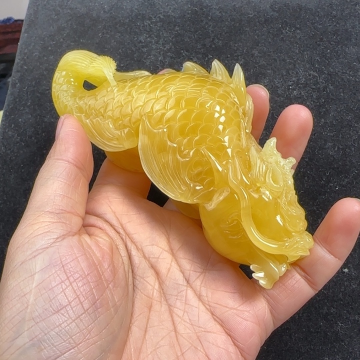 蜜蜡珠宝奇石未镶嵌