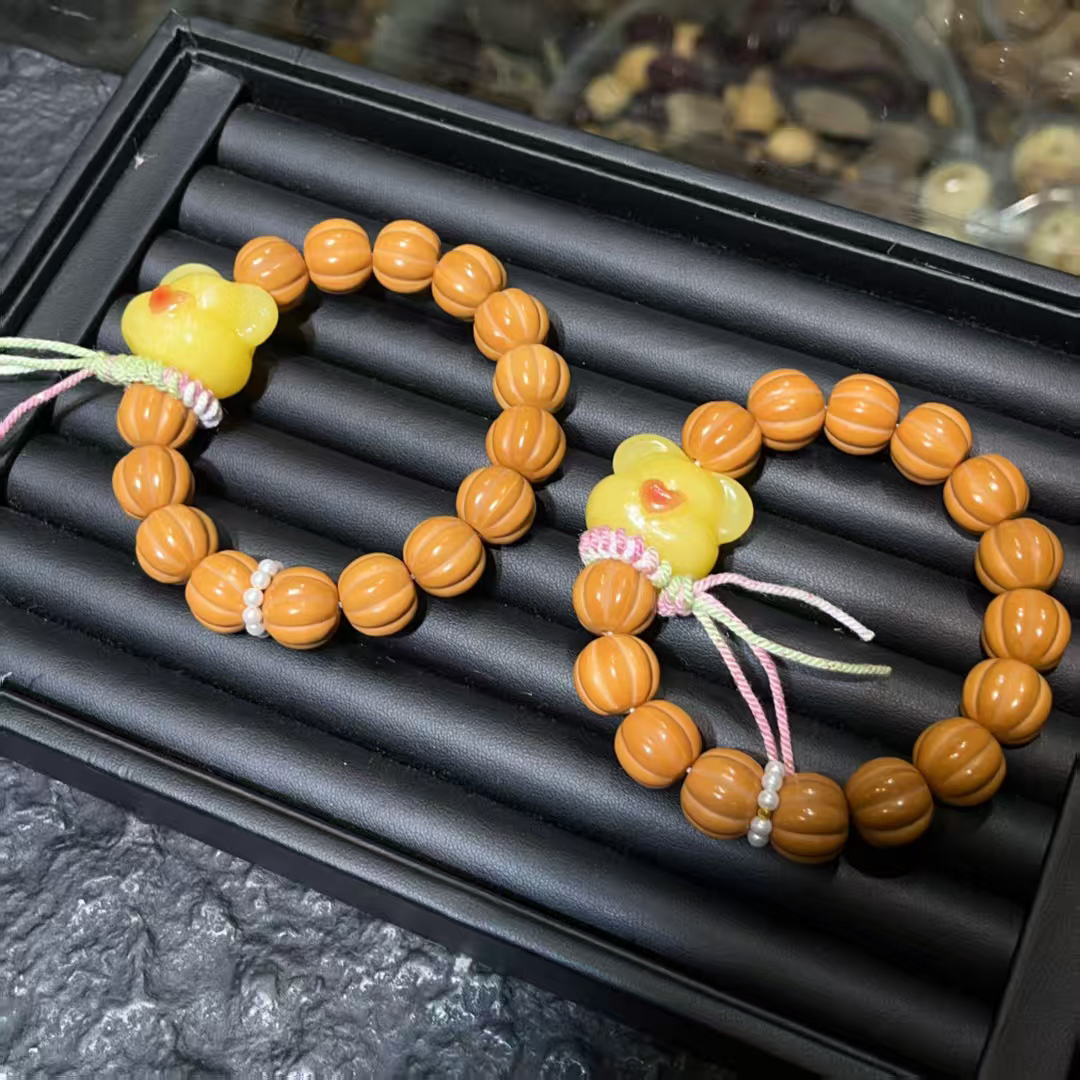 新品猴头奶油泡芙南瓜酥熊头文玩饰品