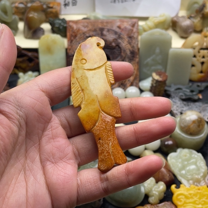 蛇纹石玉颈饰未镶嵌21