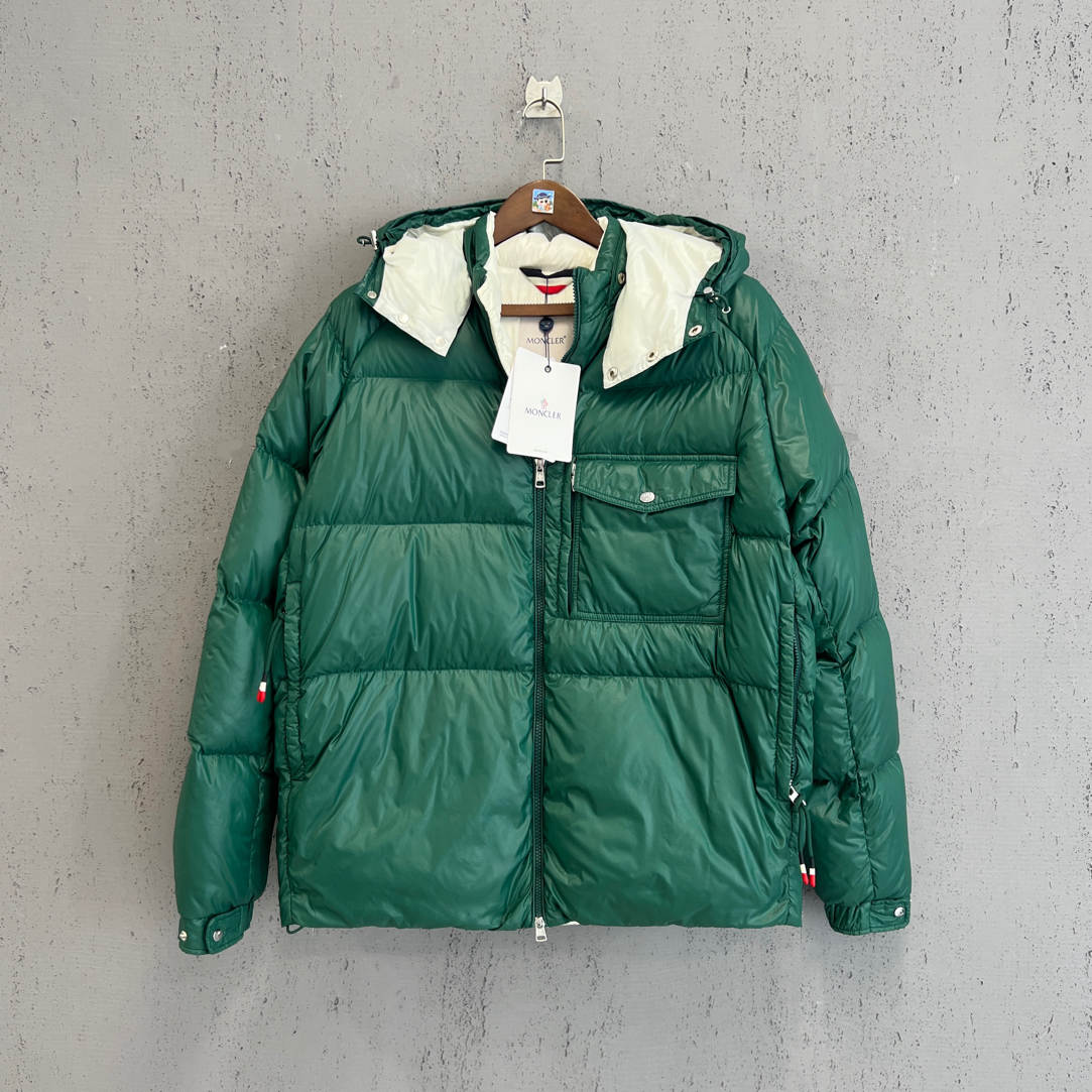 99新 MONCLER moncler蒙口绿色大黄标刺绣厚款羽绒服4码