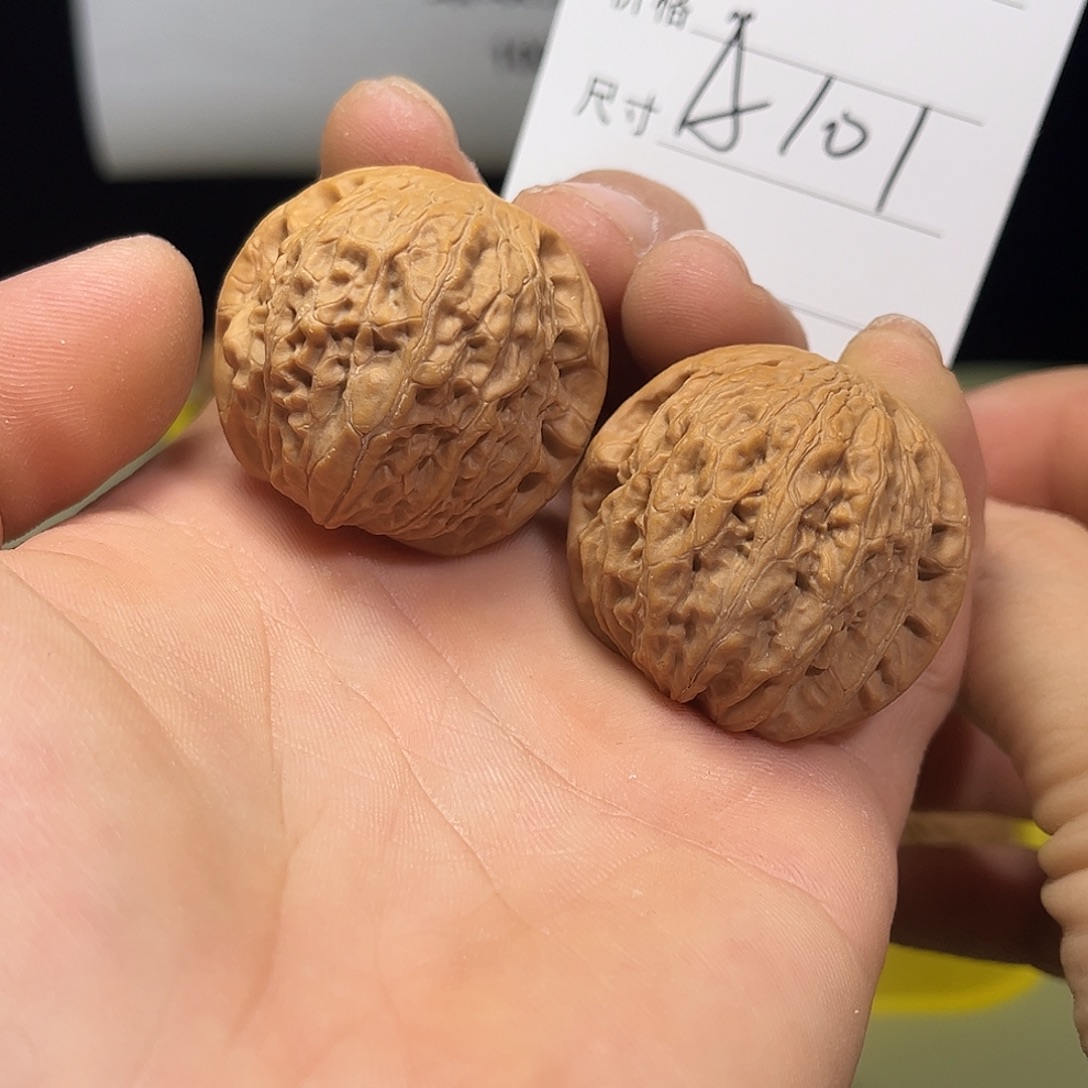 38尺寸铁锤核桃有修