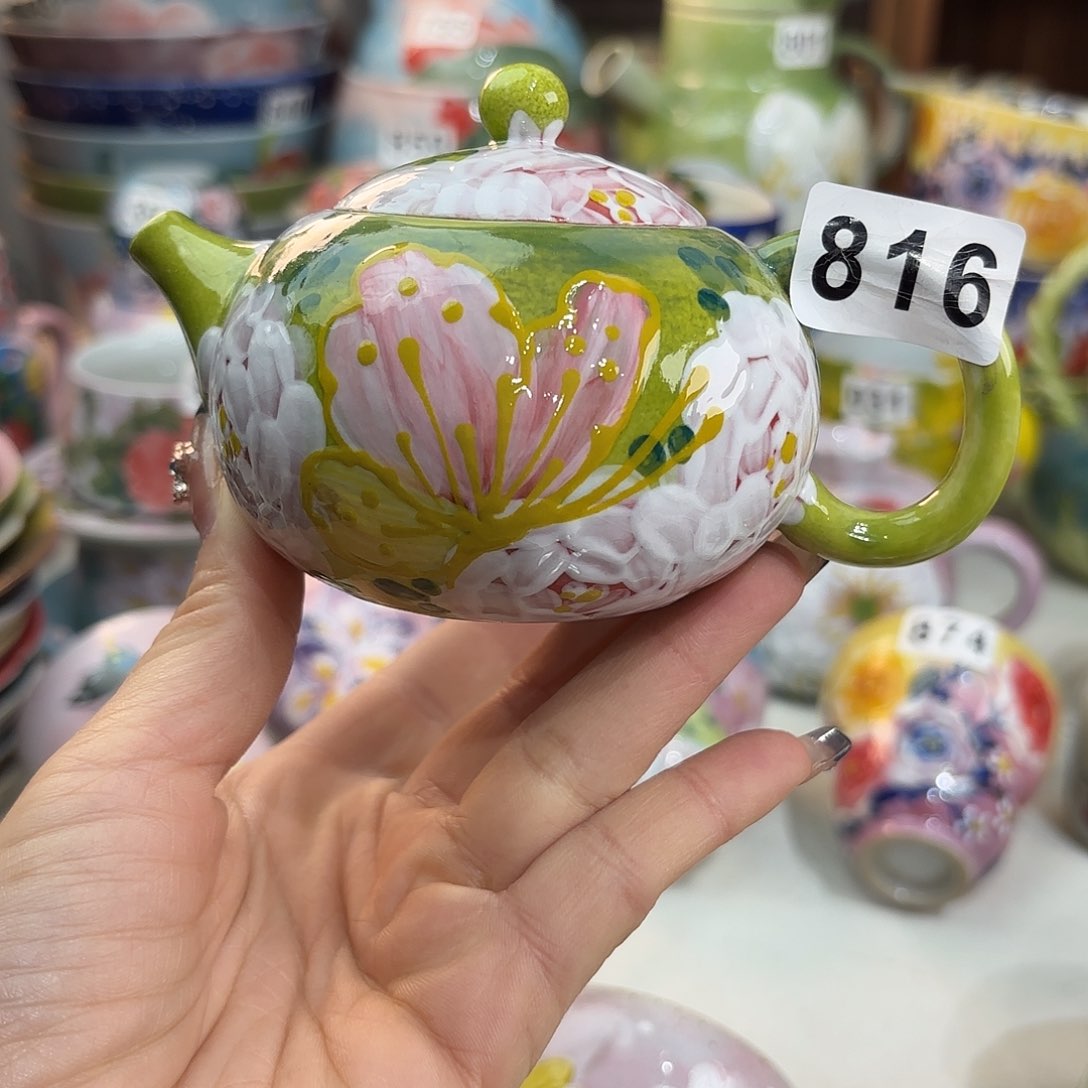 瓷片这一个是一家集