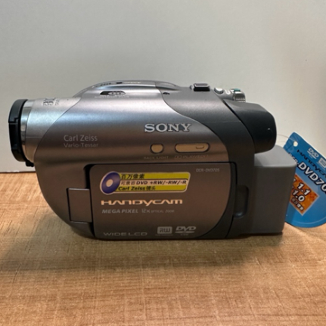 9新 Sony/索尼 索尼DCR-DVD705光盘摄像机