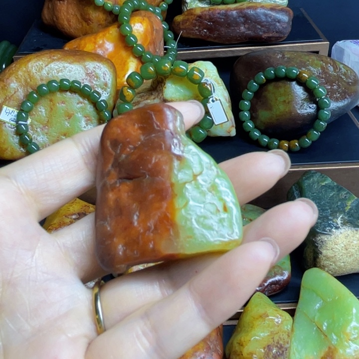 徐****和田玉未镶嵌手链