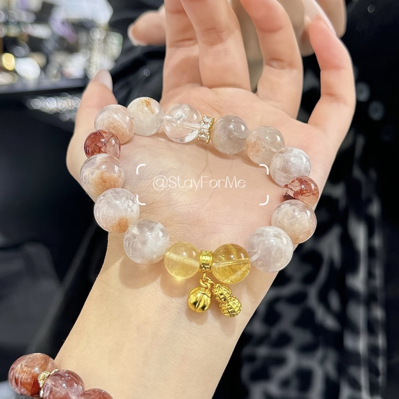 铜合金锆石手链 StayForMe 轻奢原创设计「好事花生 兔毛红胶花