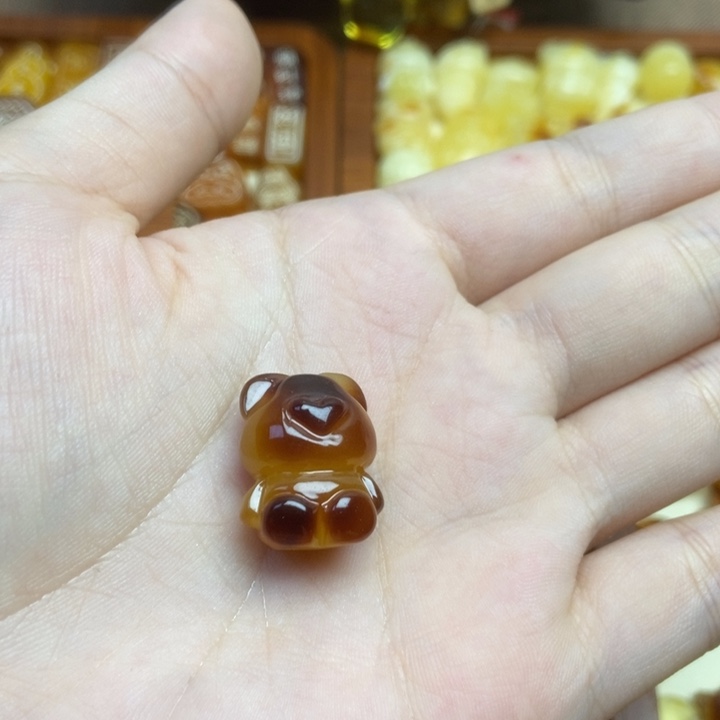 吊坠橄榄核大熊熊